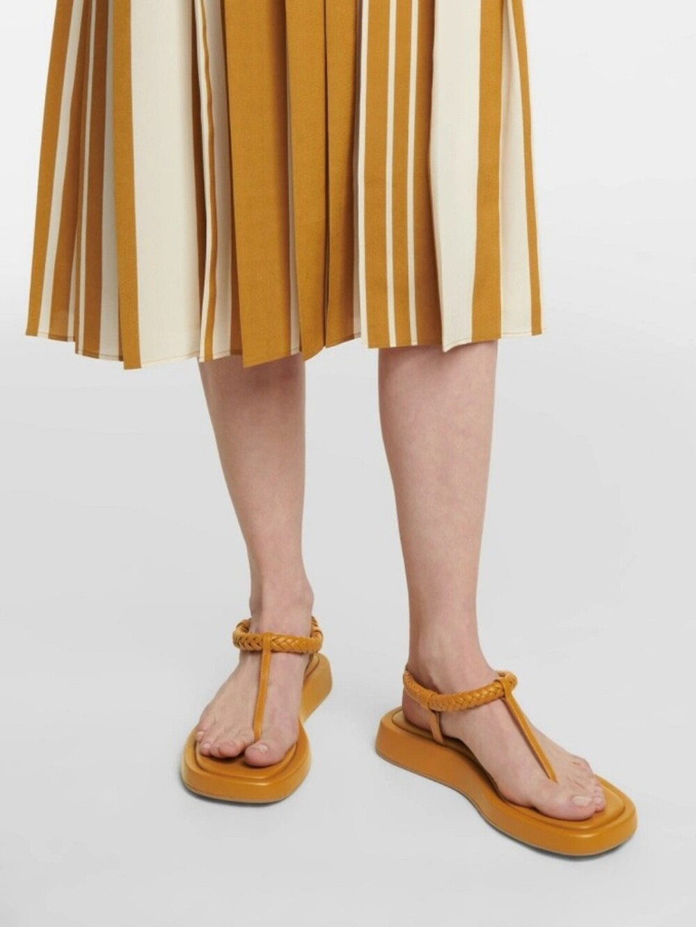 Gia Borghini - GIA/RHW Rosie 3 leather thong sandals